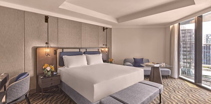 pso-presidential-suite-master-bedroom-2-2