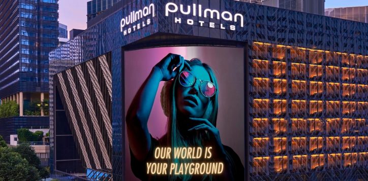 pullman-singapore-orchard-facade-2