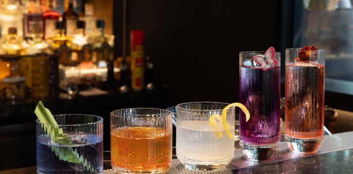 unwind-with-signature-cocktails-at-atelier-lounge-and-bar-_-2